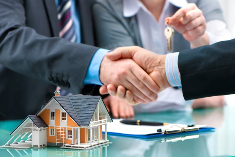 How to Approach Commercial Real Estate Negotiations like a Pro