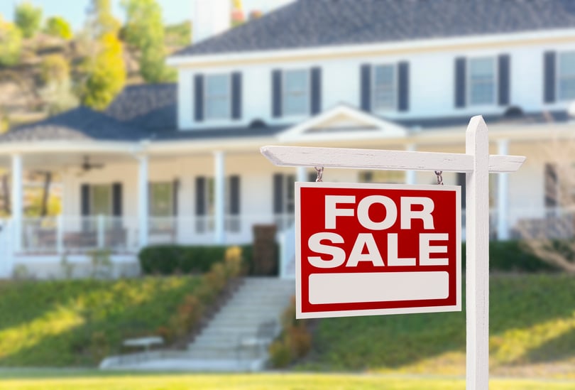 Why You Still Need a Real Estate Broker in the Internet Age