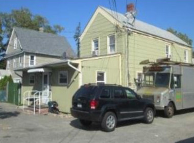 699 Nassau Rd, Uniondale NY, 11553